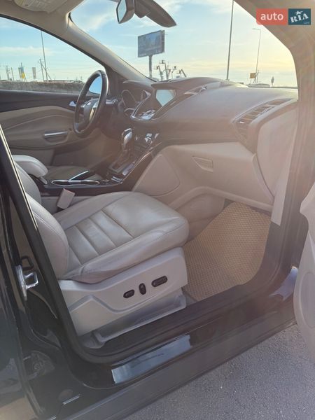 Внедорожник / Кроссовер Ford Escape 2015 в Львове