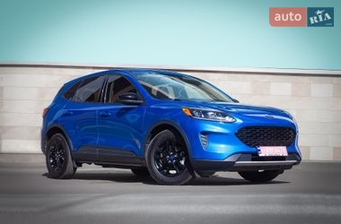 Позашляховик / Кросовер Ford Escape 2020 в Києві