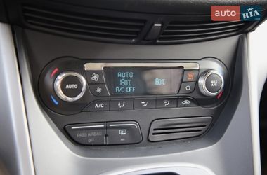 Внедорожник / Кроссовер Ford Escape 2013 в Харькове