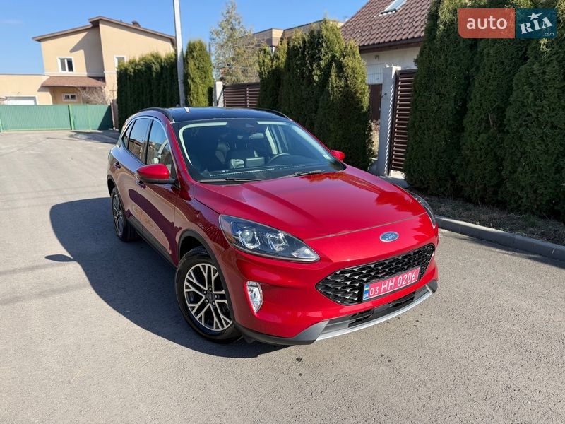 Внедорожник / Кроссовер Ford Escape 2020 в Киеве