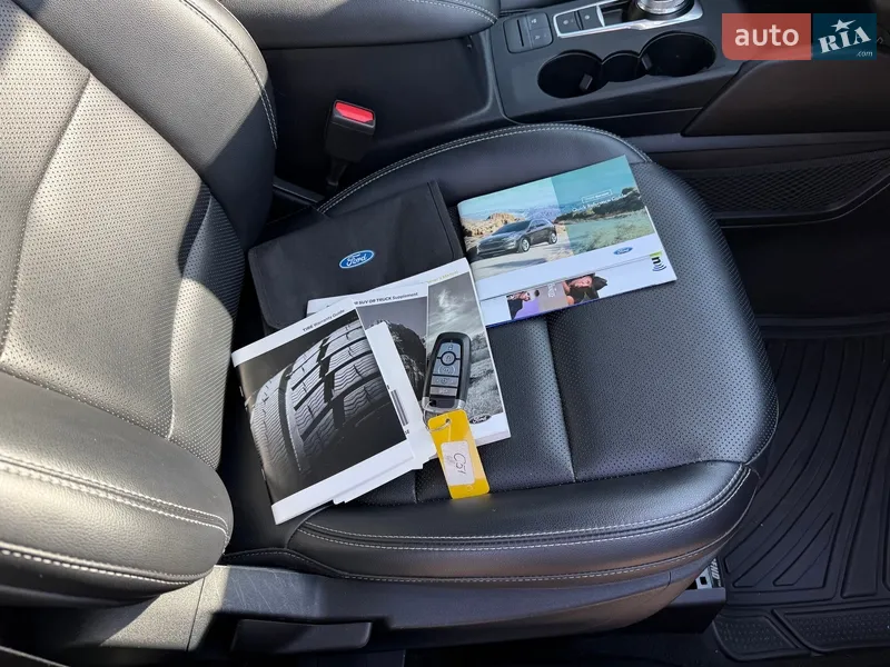 Внедорожник / Кроссовер Ford Escape 2020 в Киеве документ