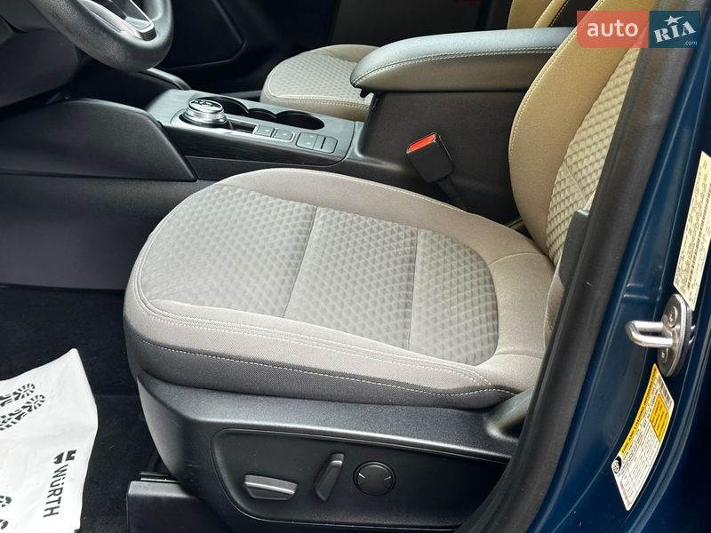 Позашляховик / Кросовер Ford Escape 2020 в Дрогобичі