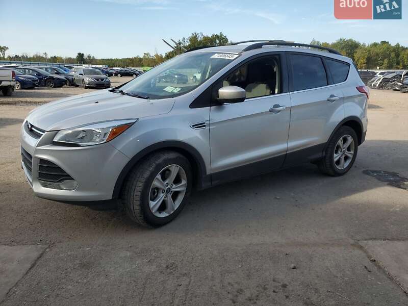 Внедорожник / Кроссовер Ford Escape 2016 в Львове