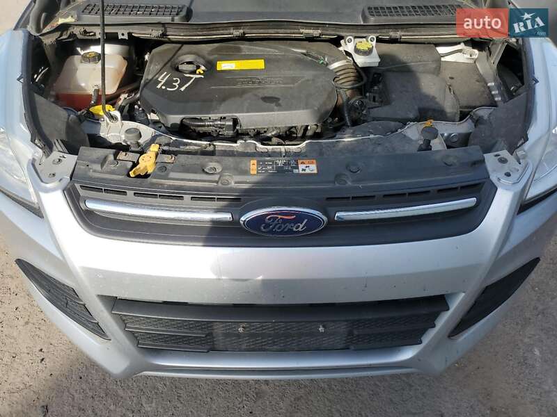 Внедорожник / Кроссовер Ford Escape 2016 в Львове