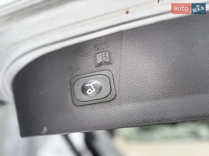 Внедорожник / Кроссовер Ford Escape 2016 в Львове