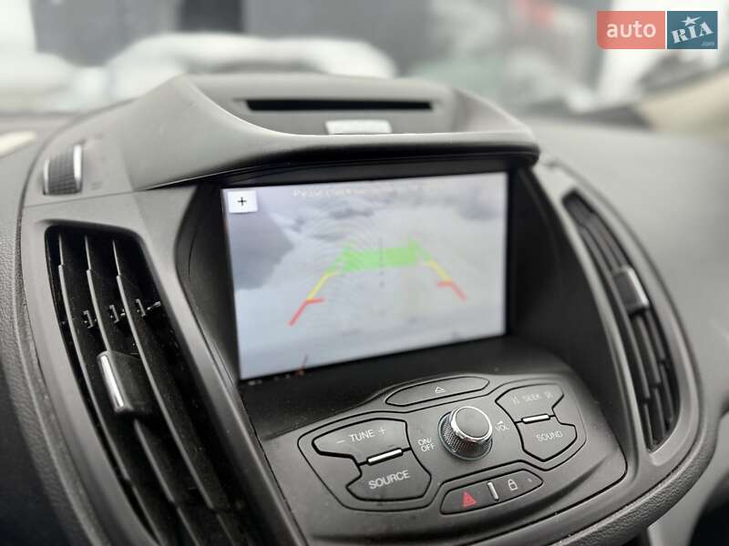 Внедорожник / Кроссовер Ford Escape 2016 в Львове