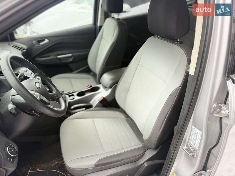 Внедорожник / Кроссовер Ford Escape 2016 в Львове