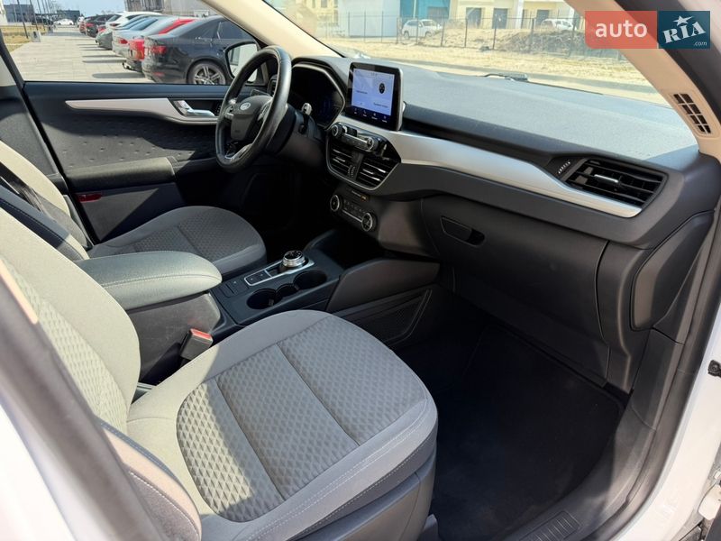 Позашляховик / Кросовер Ford Escape 2019 в Черкасах фото 27 Позашляховик / Кросовер Ford Escape 2019 в Черкасах