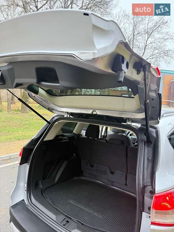 Позашляховик / Кросовер Ford Escape 2014 в Олександрії