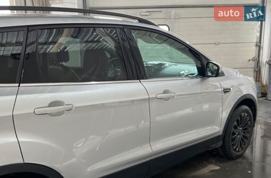 Внедорожник / Кроссовер Ford Escape 2017 в Тернополе