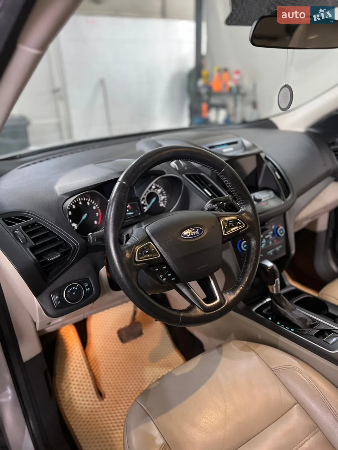 2017 Ford Escape - мініатюра 16