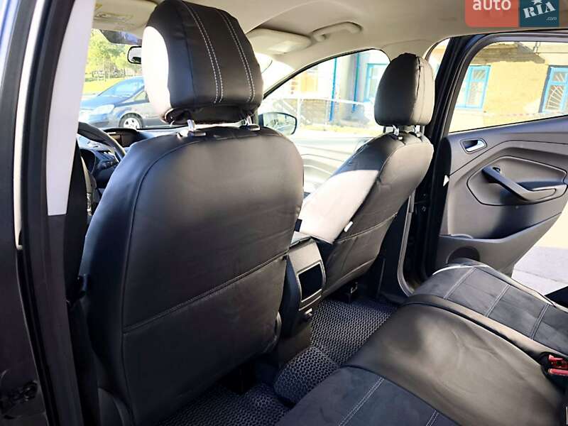 Внедорожник / Кроссовер Ford Escape 2015 в Луцке