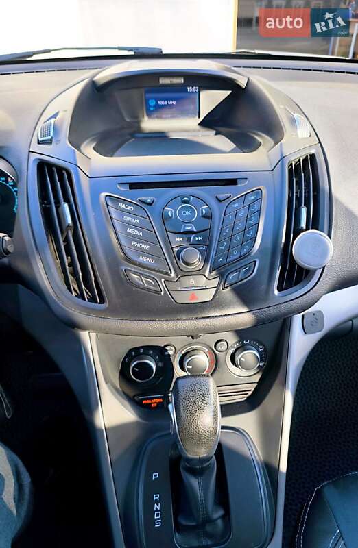 Внедорожник / Кроссовер Ford Escape 2015 в Луцке