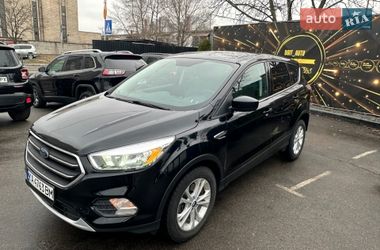 Позашляховик / Кросовер Ford Escape 2016 в Києві