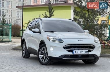 Внедорожник / Кроссовер Ford Escape 2021 в Ивано-Франковске