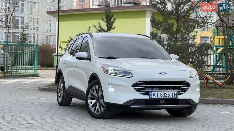 Внедорожник / Кроссовер Ford Escape 2021 в Ивано-Франковске