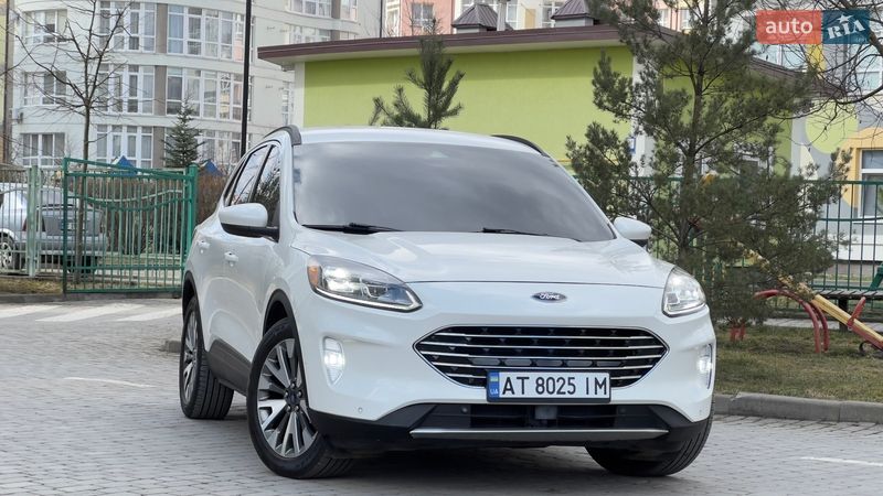 Внедорожник / Кроссовер Ford Escape 2021 в Ивано-Франковске