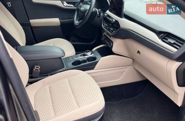 Внедорожник / Кроссовер Ford Escape 2019 в Львове