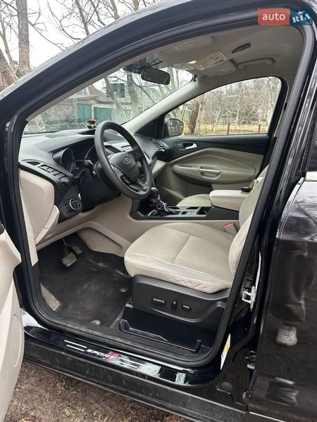 Внедорожник / Кроссовер Ford Escape 2016 в Киеве