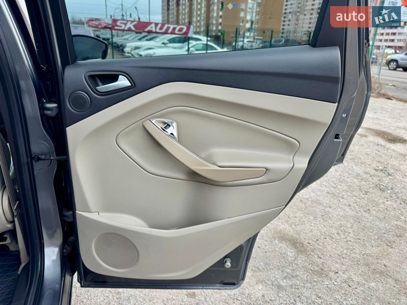 Внедорожник / Кроссовер Ford Escape 2013 в Киеве