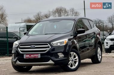 Позашляховик / Кросовер Ford Escape 2017 в Києві