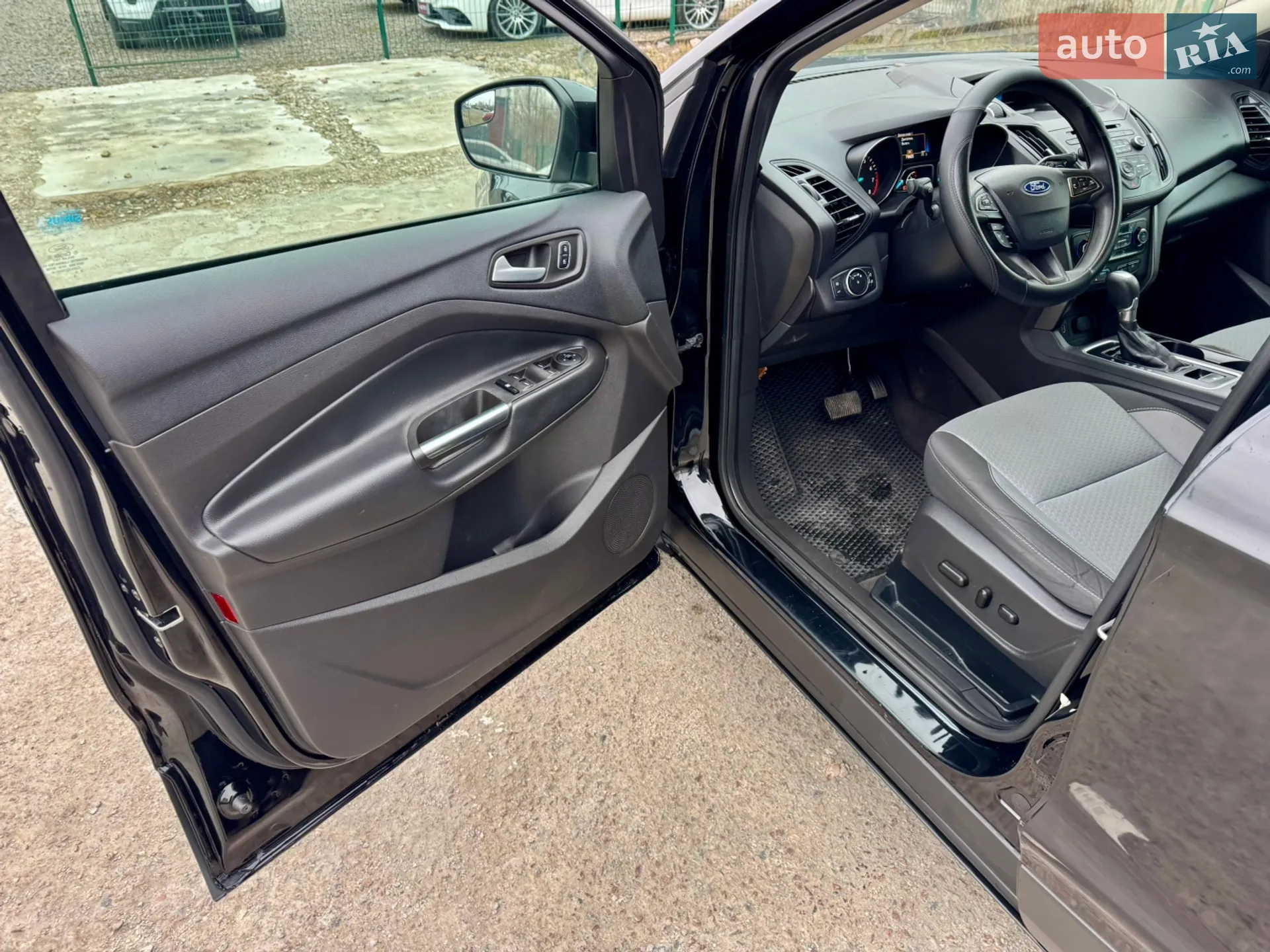 2017 Ford Escape - мініатюра 28