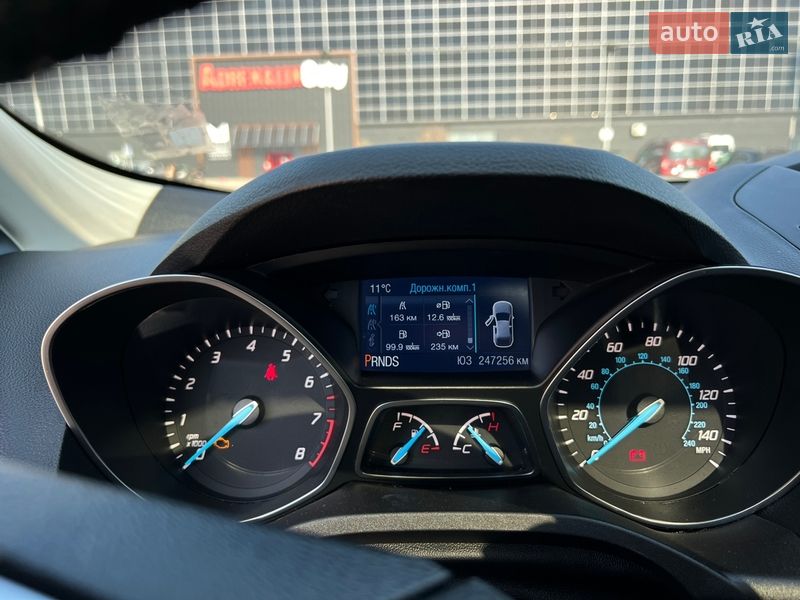 Внедорожник / Кроссовер Ford Escape 2015 в Луцке