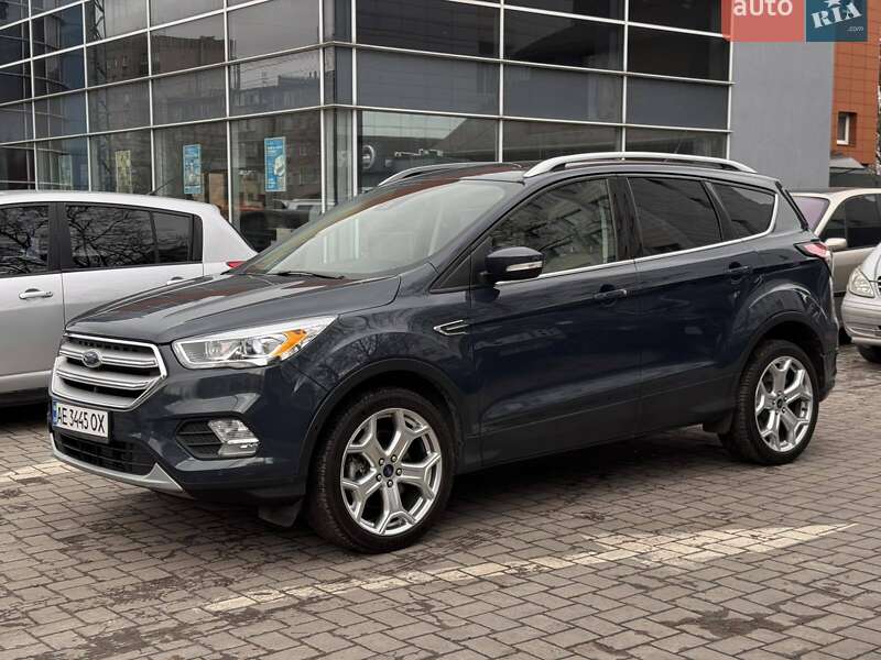 Внедорожник / Кроссовер Ford Escape 2018 в Днепре