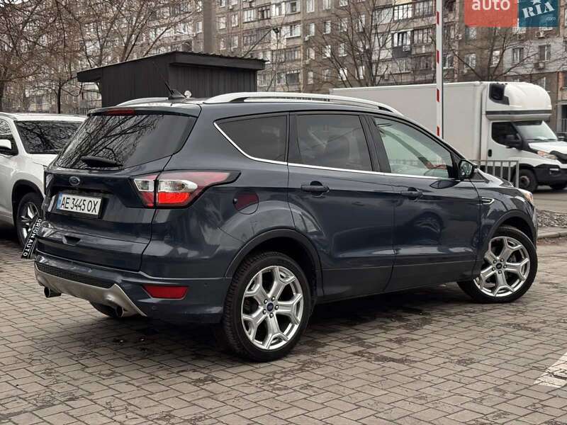 Внедорожник / Кроссовер Ford Escape 2018 в Днепре