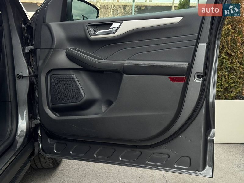 Внедорожник / Кроссовер Ford Escape 2021 в Ровно