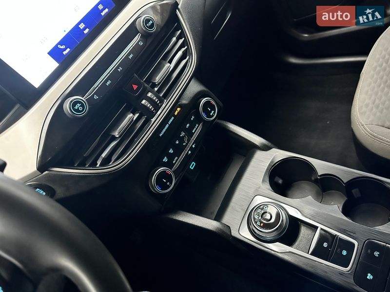 Внедорожник / Кроссовер Ford Escape 2022 в Хмельницком