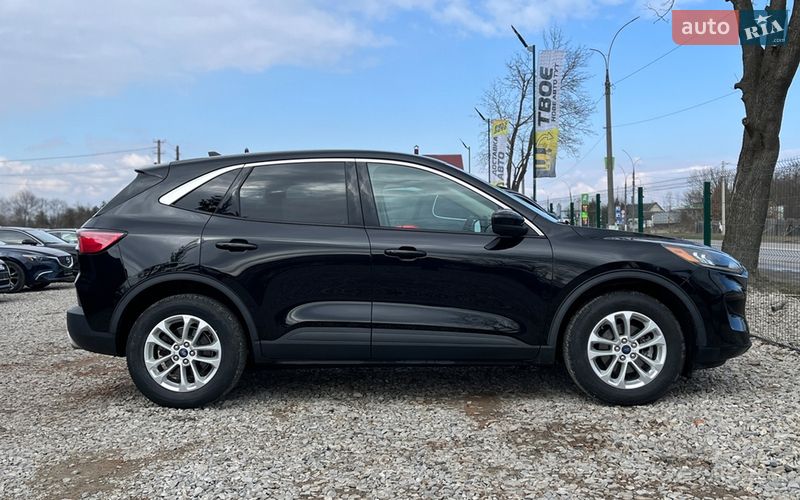 Позашляховик / Кросовер Ford Escape 2020 в Коломиї