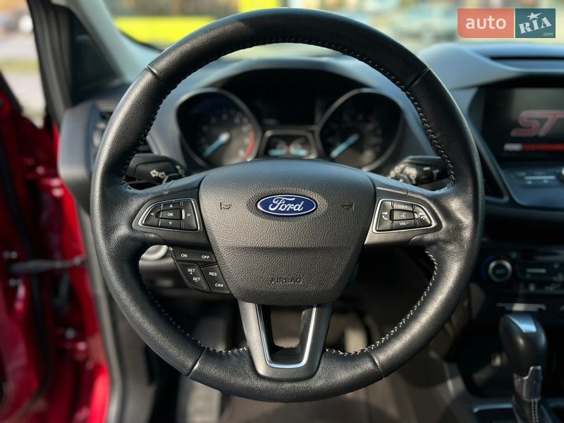 Позашляховик / Кросовер Ford Escape 2018 в Львові