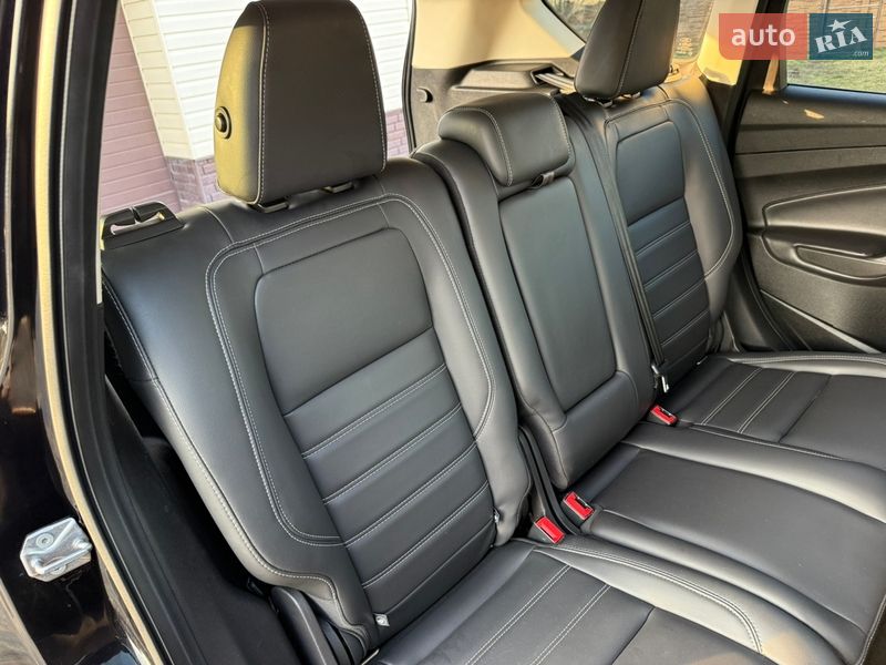 Внедорожник / Кроссовер Ford Escape 2019 в Ивано-Франковске