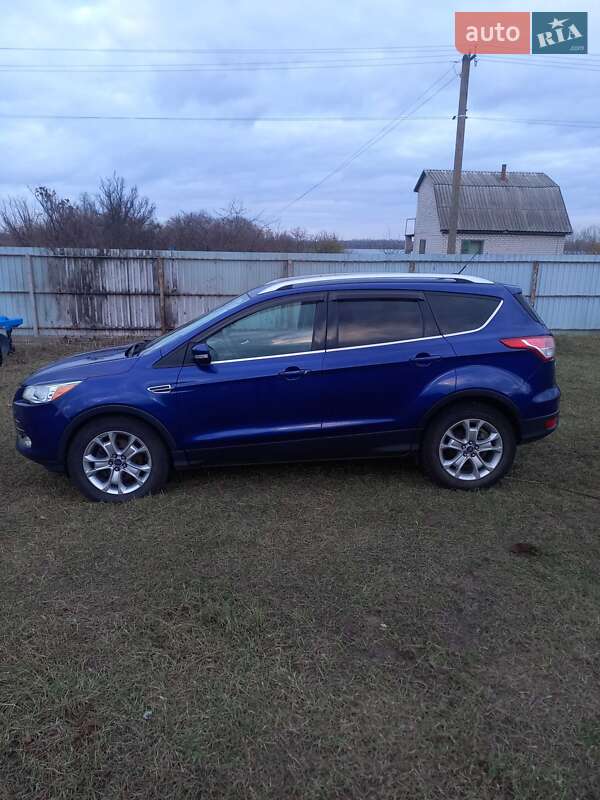 Позашляховик / Кросовер Ford Escape 2015 в Кременчуці