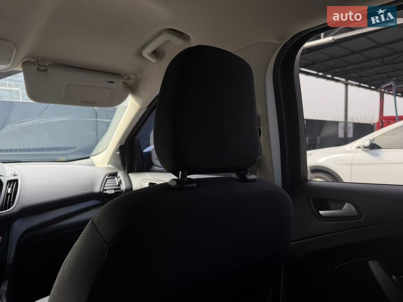 Внедорожник / Кроссовер Ford Escape 2018 в Дубно фото 45 Внедорожник / Кроссовер Ford Escape 2018 в Дубно