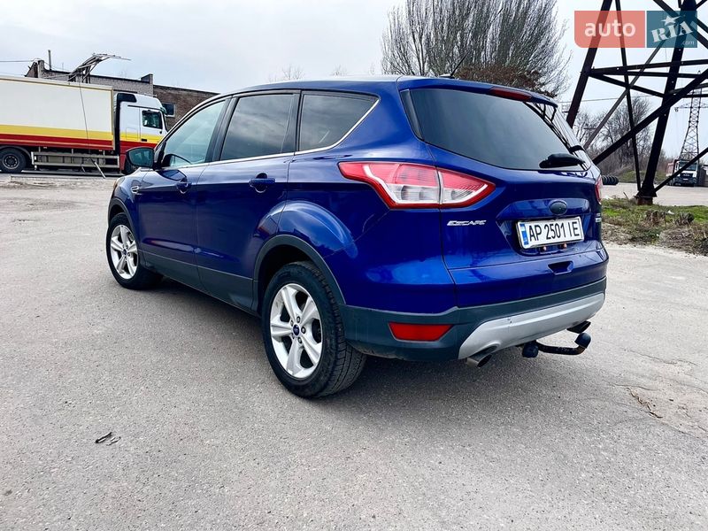 Позашляховик / Кросовер Ford Escape 2015 в Запоріжжі