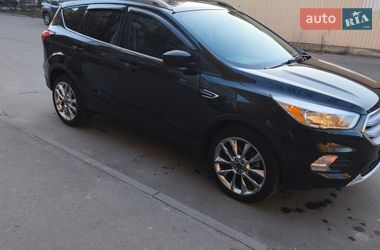 Внедорожник / Кроссовер Ford Escape 2019 в Полтаве