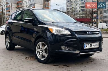 Внедорожник / Кроссовер Ford Escape 2015 в Ивано-Франковске