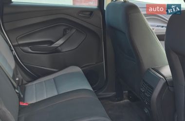 Внедорожник / Кроссовер Ford Escape 2017 в Львове