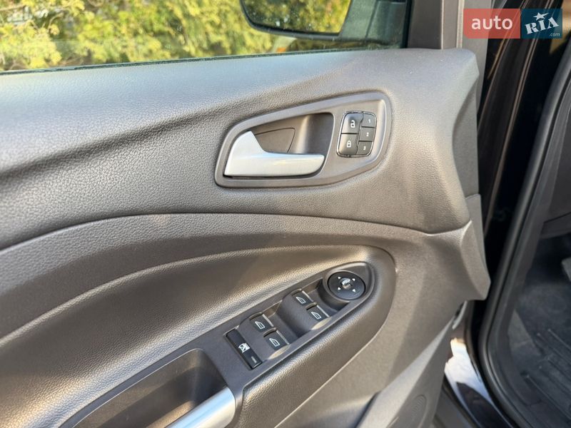 Внедорожник / Кроссовер Ford Escape 2012 в Киеве