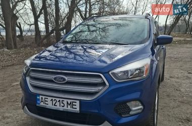 Внедорожник / Кроссовер Ford Escape 2017 в Днепре