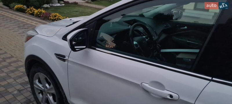 Позашляховик / Кросовер Ford Escape 2014 в Радехові