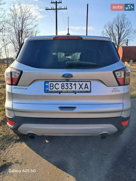 Позашляховик / Кросовер Ford Escape 2017 в Соснівці