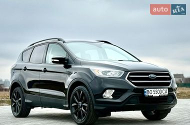 Позашляховик / Кросовер Ford Escape 2016 в Тернополі