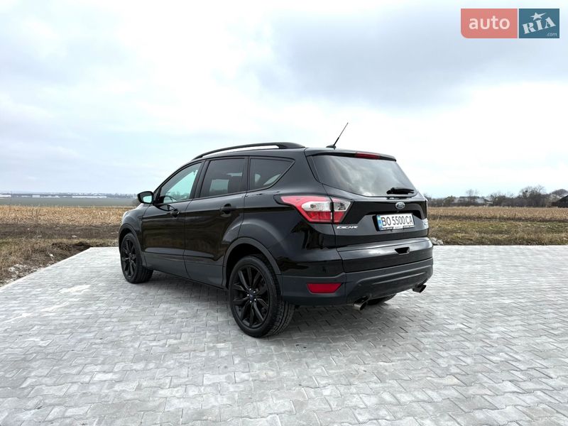 Позашляховик / Кросовер Ford Escape 2016 в Тернополі