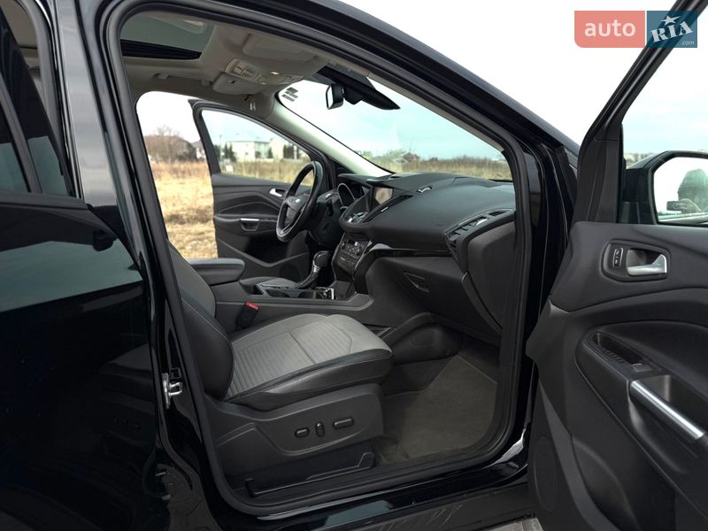 Позашляховик / Кросовер Ford Escape 2016 в Тернополі