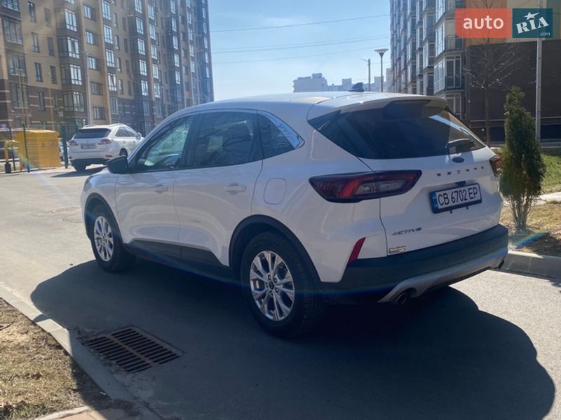 Внедорожник / Кроссовер Ford Escape 2024 в Чернигове