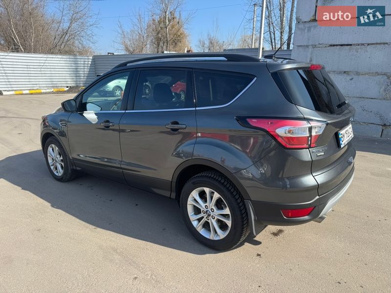 Позашляховик / Кросовер Ford Escape 2017 в Ірпені