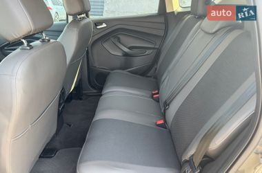 Позашляховик / Кросовер Ford Escape 2017 в Ірпені